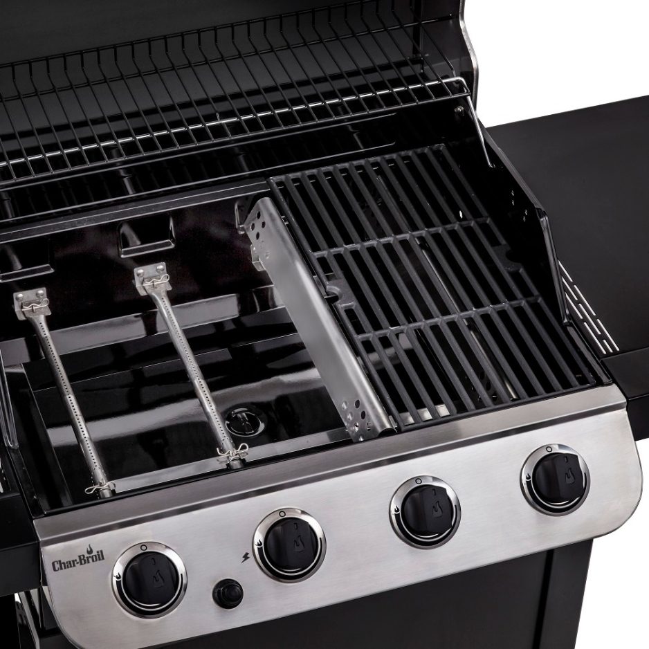 CHAR-BROIL CLASSIC 3B GAS GRILL with lid open, showing full cooking setup.